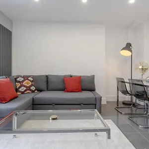 Gorgeous Duplex Near Canary Wharf, Excel & O2 , London United Kingdom